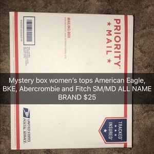 Women’s tops Sm med NAME BRAND OBO